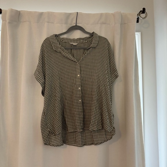 lucky brand gingham shortsleeve button down - Picture 2 of 5